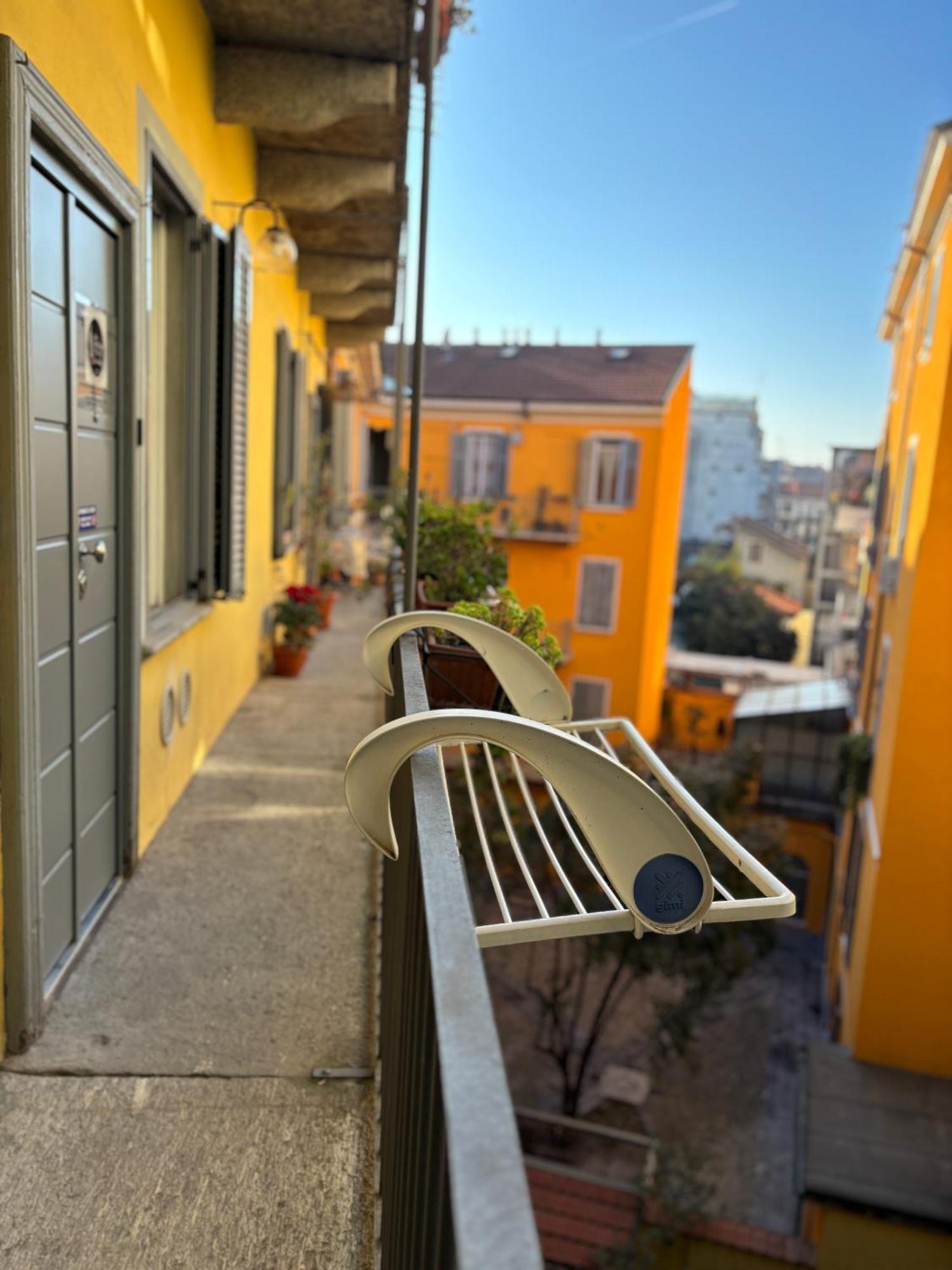 La Vecchia Milano-Les Nubles Vannucci - Il Ballatoio E Il Cortile エクステリア 写真